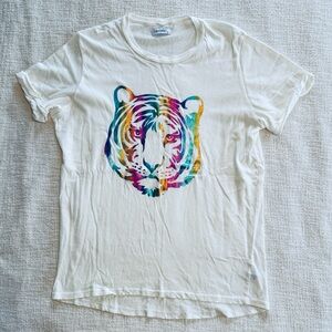 Like New Lauren Moshi Tiger Tee Size Medium